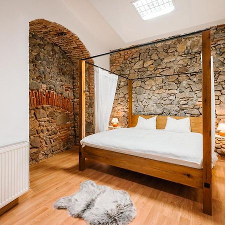 Michalska Residence 1 براتسيلافا المظهر الخارجي الصورة