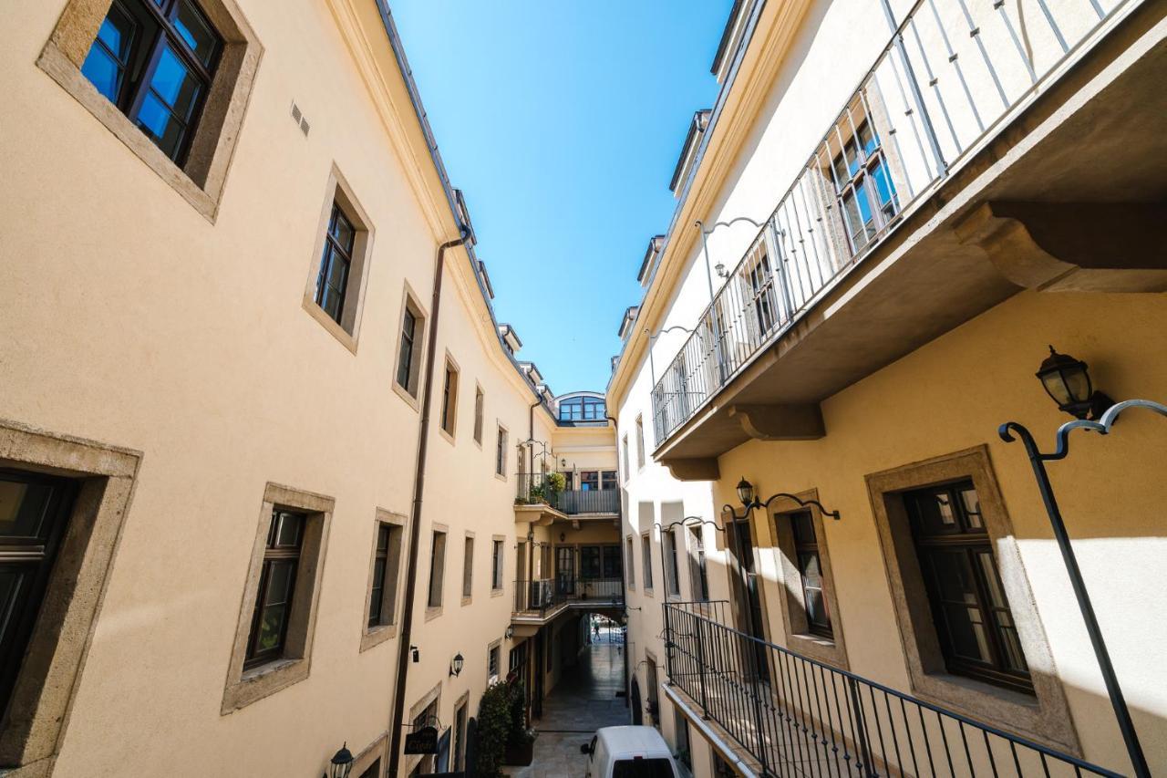 Michalska Residence 1 براتسيلافا المظهر الخارجي الصورة
