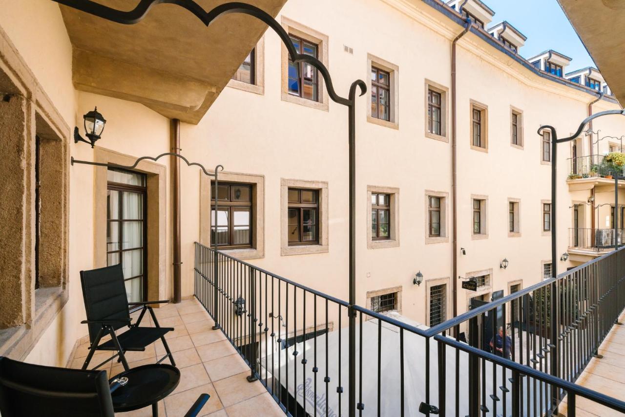 Michalska Residence 1 براتسيلافا المظهر الخارجي الصورة